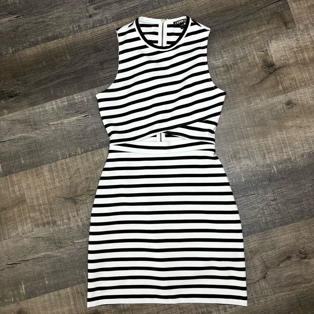 Express- Body con, cut out, black & white striped dress, GUC